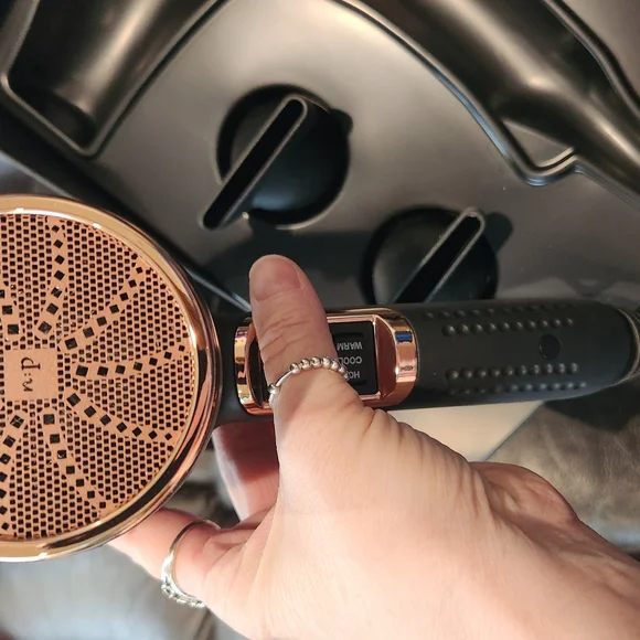 Black Hair Dryer by N:P Beautiful - Picture 7 of 10